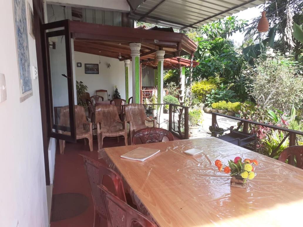 Littleadems View Bed & Breakfast Ella Exterior foto